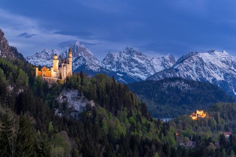 Neuschwanstein Castle near Füssen, Hohenschwangau Castle, Schwangau, Allgäu Alps, night shot,