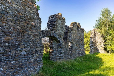 Remains of the walls of the old pilgrimage church of St Oswald, Dudelskirche Waschleithe,