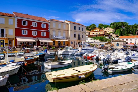 Veli Losinj harbour, near Mali Losinj, island of Losinj, Kvarner Gulf Bay, Croatia