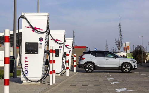 Ionity charging station with car on the A8 motorway near Merklingen, Alb-Donau-Kreis, Merklingen,