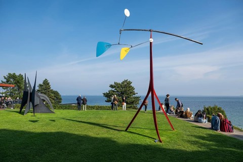 Little Janey-Waney, sculpture by Alexander Calder, sculpture park, visitors, Louisiana Museum of