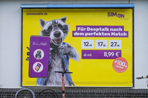 Advertising poster SIMON Mobile, Berlin, Germany