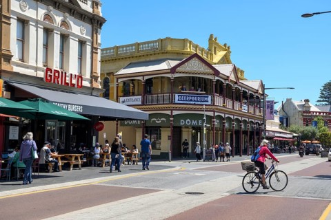 Street scene in the historic centre of Freemantle, Western Australia, Australia