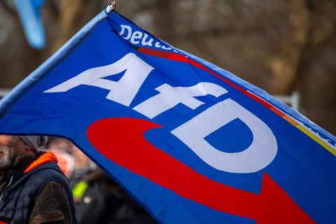 Aschaffenburg: Demo against left-wing agitation and violence***Flag of the AfD
