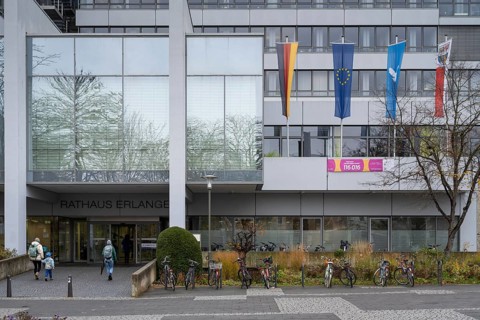 Entrance to the town hall, flags in front of the facade, Erlangen, Middle Franconia, Bavaria,