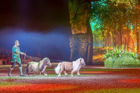 Cavalluna, horse show on Gateway to the Otherworld tour in Berlin's Uber Arena on 17.01.2026