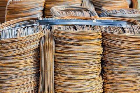 Roll of rusty wire