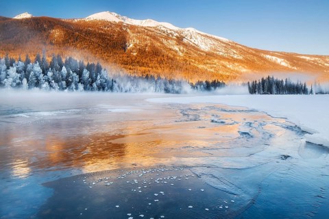 China, Xinjiang Uygur Autonomous Region, Kanas National Geopark, Altay Prefecture – a winter