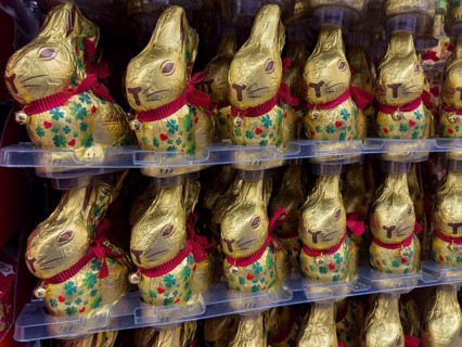 Retail display of chocolate Easter bunnies Easter bunny Easter bunny brand Lindt with chocolate