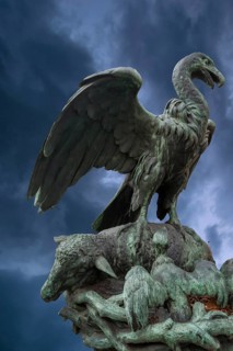 Geiersbrunnen fountain with a vulture's nest, built in 1906, Geiersberg, Nuremberg, Middle