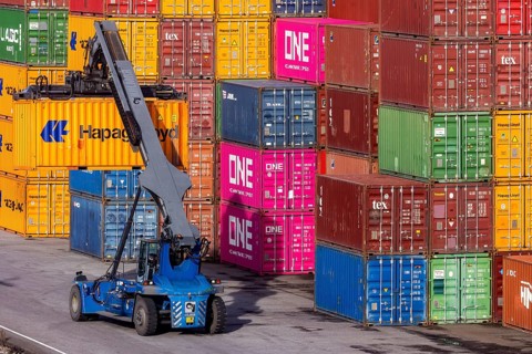 The port of Mannheim is one of the most important inland ports in Europe. The harbor basins stretch