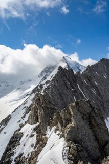 Rocky mountain ridge and glaciated mountain peak Großer Möseler, glacier Furtschaglkees, Berliner