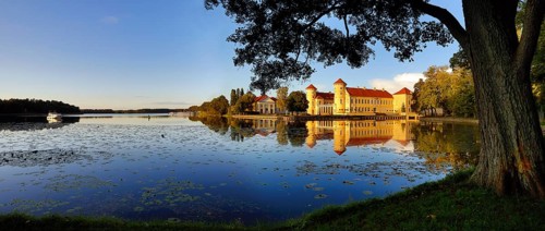 Rheinsberg Castle, lakeside with Lake Grienerick, Ostprignitz-Ruppin district, prime example of