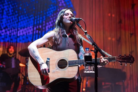 Amy Macdonald live on Is This What You've Been Waiting for? Tour in Berlin's Tempodrom on 11.02