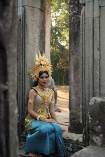 Young woman dressed as a temple dancer, Apsara, Bayon Temple, Angkor Wat, Angkor, UNESCO World