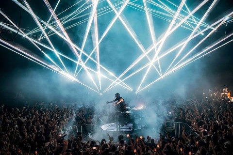 BUNT. live in the middle of it all tour at Berlin's Tempodrom on 21.11.2025