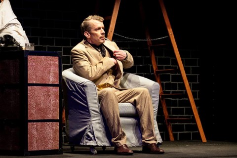 Johannes Kalle shepherd and Mascha Stummer, The 39 Steps, photo sample of the crime comedy on 18.03