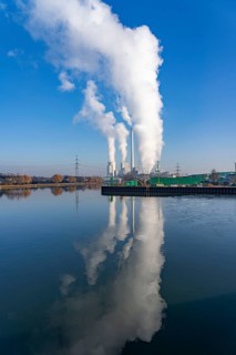 The STEAG combined heat and power plant in Herne-Baukau, hard coal-fired power plant, in front the