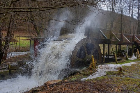Waterwheel driven by floods, Egloffstein, Upper Franconia, Bavaria, Germany