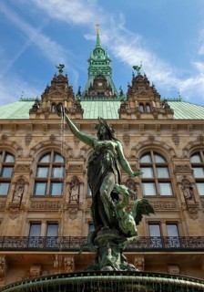 Hamburg City Hall, inner courtyard with Hygieia fountain, Hamburg, Germany