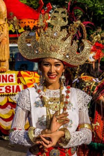 Straßenparade beim internationalen Karneval auf den Seychellen in Victoria, Mahe, Republik