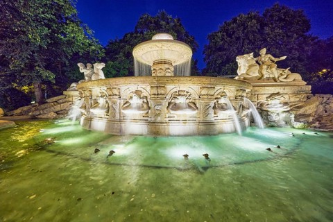 Wittelsbach fountain, cascade fountain, neoclassical art movement, sculptor Adolf von Hildebrand,
