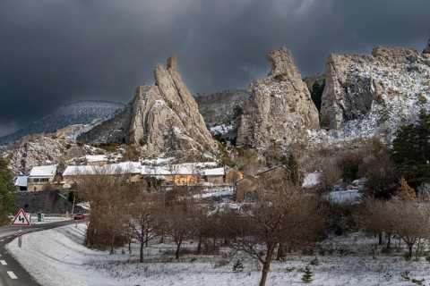 La Rocette, Alpes-de-Haute-Provence, Haute Alpes, village, castle, keep, rock, mountain, tower,