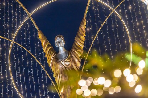 Baroque Christmas market with illuminated angels between the Protestant City Church and the