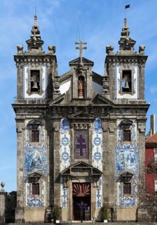 Igreja Paroquial de Santo Ildefonso, catholic church built in the 18th century, exterior façade