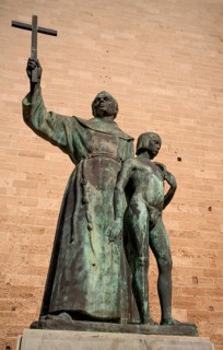Sculptures Santo Domingo (left) and San Francisco (right) Basilica of the Monastery of Sant