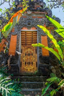 Door to a temple, Hinduism, religion, God, garden, palm, architecture, art, culture, ornate,