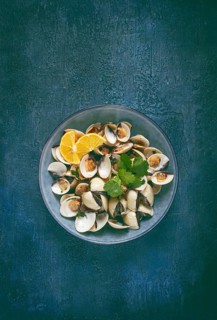 Vongole clams, with spices and white wine, top view, no people