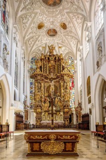 Choir, chancel with high altar of the parish church of the Assumption of the Virgin Mary, Baroque,