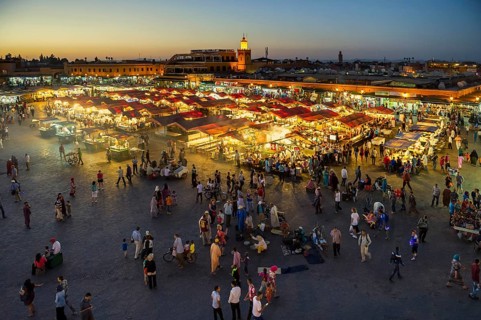 Place Djemma el-Fna, Gauklerplatz, UNESCO World Heritage Site, sunset, Marrakech, Morocco