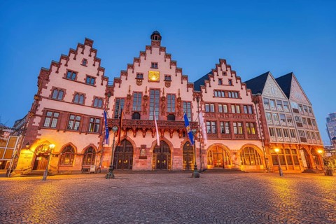 The lights on Römerberg in Frankfurt am Main glow in the morning, Frankfurt am Main, Hesse, Germany