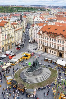 Memorial to the 15th century theologian and philosopher Jan Hus, Old town Square during a popular