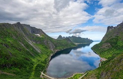View of Øyfjorden fjord and mountains, fjord landscape with mountain peaks, hike to Barden