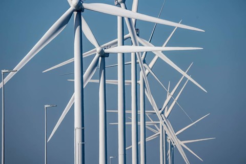 Landtong Rozenburg wind farm, Noordzeeweg, 11 Vestas wind turbines, with an output of 34 MW and an