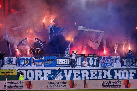 Fan block, fans, fan curve, flags, atmosphere, atmospheric TSG 1899 Hoffenheim Ultras Bengalos,