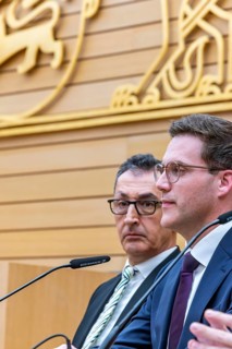 State election 2026 in Baden-Württemberg. Election evening in the state parliament. The leading