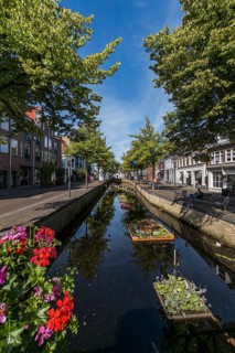 Lindegracht, canal, river, canal, decorated, centre, trip, Heerenveen, Netherlands
