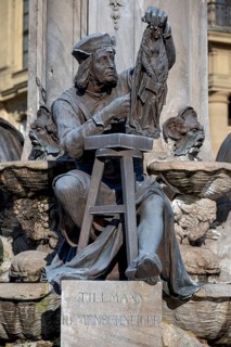 Tilmann Riemenschneider fountain figure on the Frankoniabrunnen, neo-baroque, created in 1894,