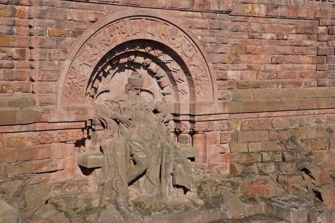 Memorial to Emperor Frederick I Barbarossa, stone sculpture, red stone wall, Kyffhäuser monument,