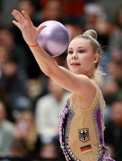 Viktoria Steinfeld GER with handheld ball rhythmic gymnastics, RSG Turnen Schmiden International