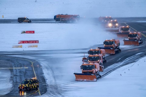 The onset of winter in North Rhine-Westphalia, flight operations were maintained at Düsseldorf