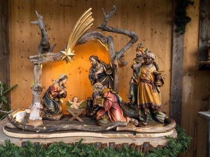 Traditional Christmas crib with crib figures at a Christmas market stand, North Rhine-Westphalia,