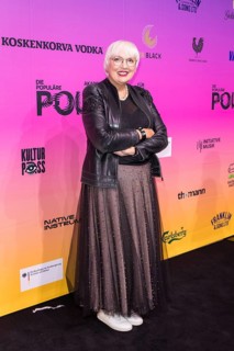 Claudia Roth (Bündnis 90/Die Grünen, Senator for Culture) on the red carpet in front of the Polyton