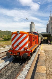 CP Class 1400 locomotive train engine, Linha do Douro, Douro Line railway, Pocinho, Portugal