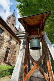 Cantabona, replica of a church bell from the 11th century, former Corvey Abbey and Castle, church