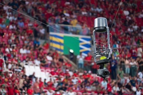 Spidercam hangs on the rops at the stadium